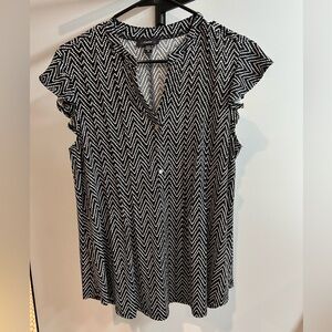 Black and White Chevron Women's Top